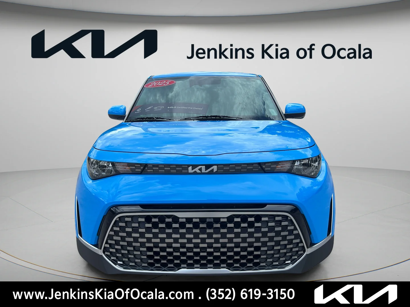 Used 2025 Surf Blue Kia EX image 8