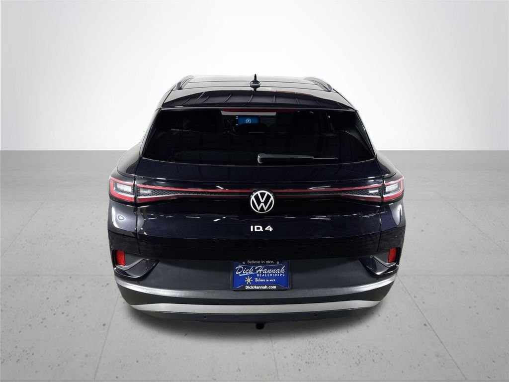 Certified Used 2023 Deep Black Pearl Volkswagen Pro S Plus image 9
