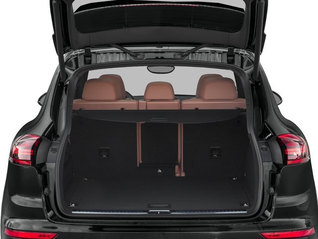 Used 2017  Porsche  image 13
