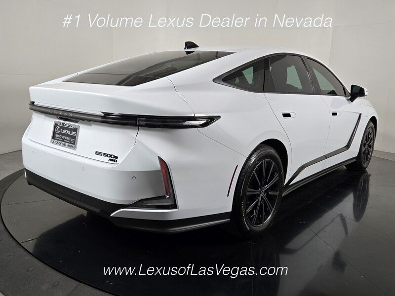 New 2026 Ultra White Lexus PREMIUM AWD image 4