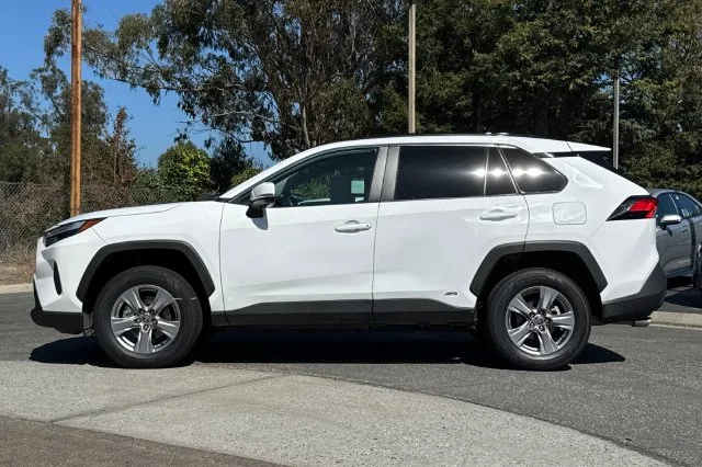 Certified Used 2025 White Toyota XLE image 8