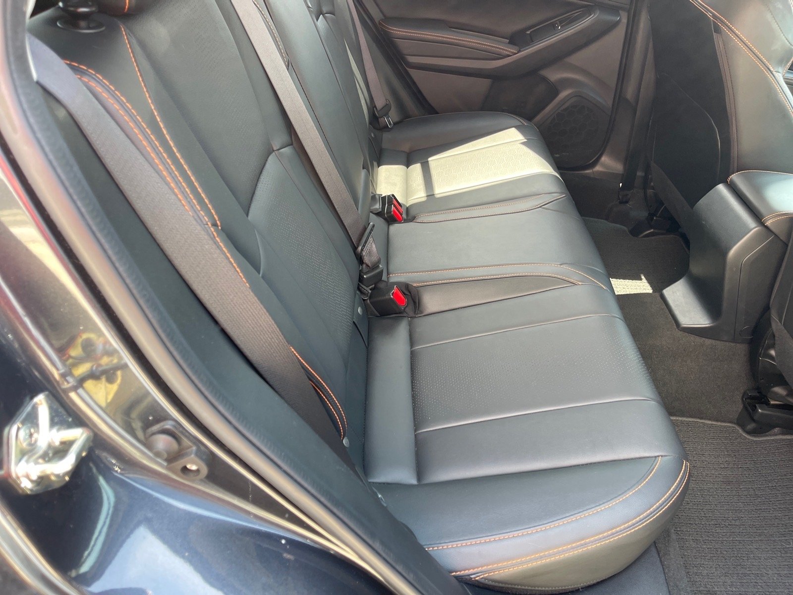 Used 2018 Dark Gray Metallic Dgm Subaru 2.0i Limited image 17