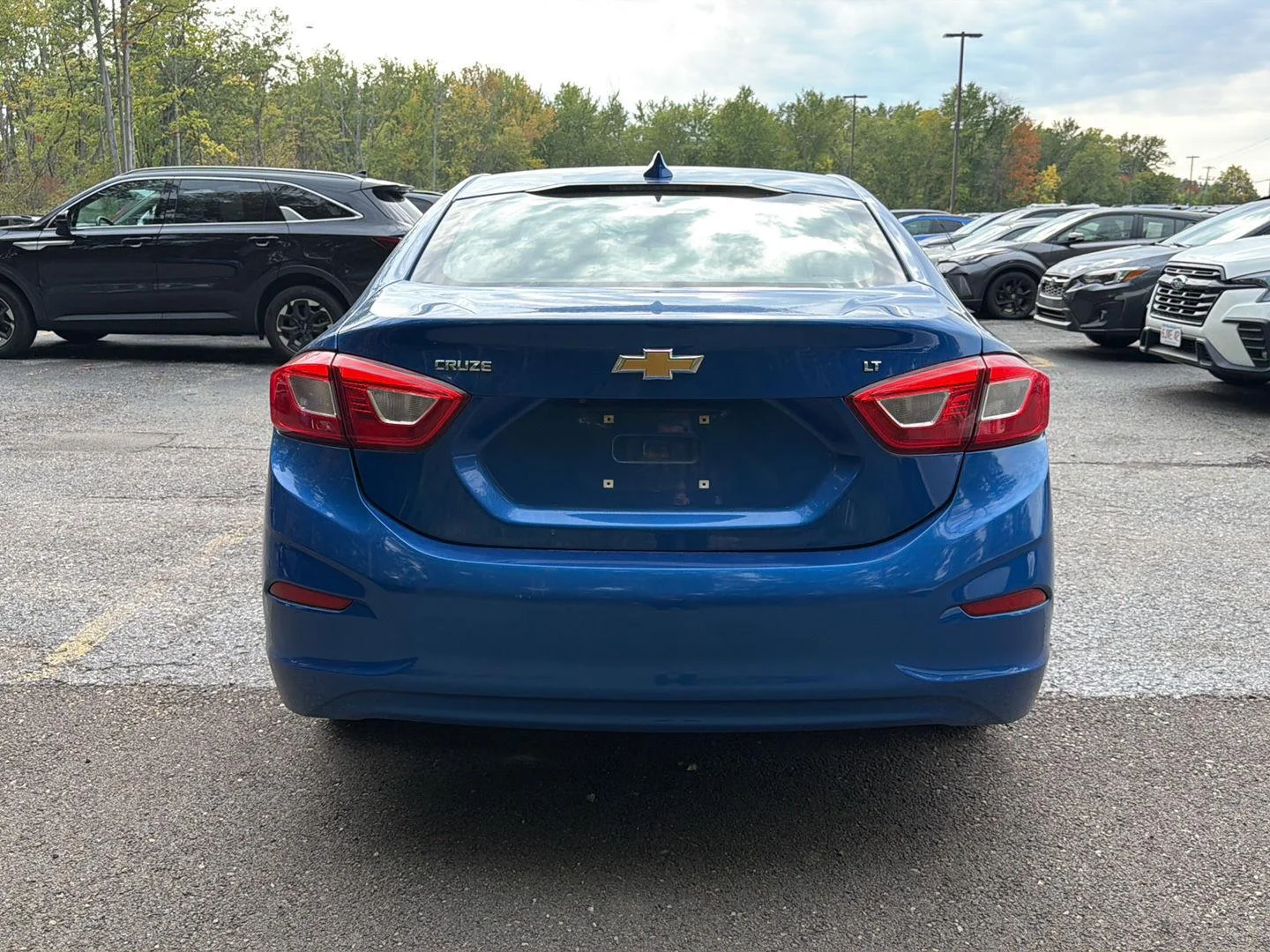 Used 2018 Kinetic Blue Metallic Chevrolet LT image 7