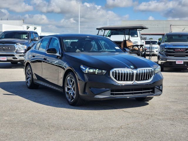 Used 2026 Black BMW 530i xDrive image 3
