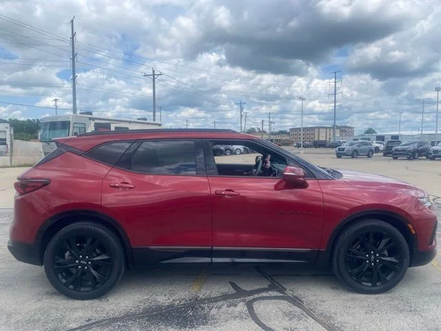 Used 2020 Cajun Red Tintcoat Chevrolet RS image 5