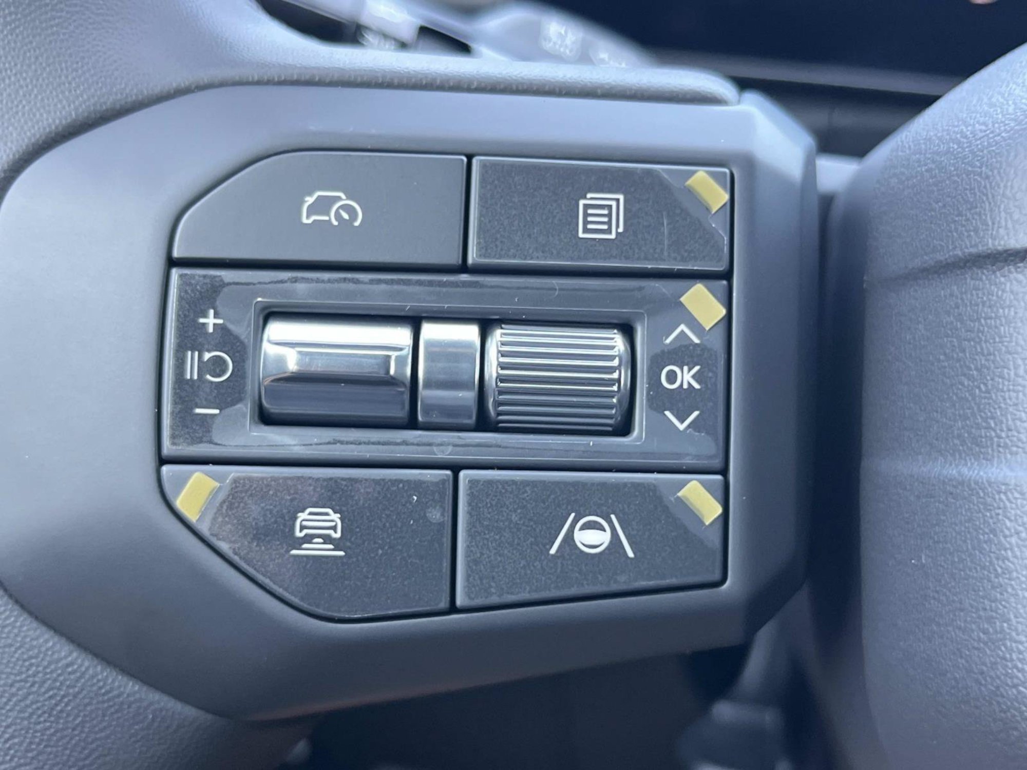 New 2027 Pale Gray Kia X-Line S image 25