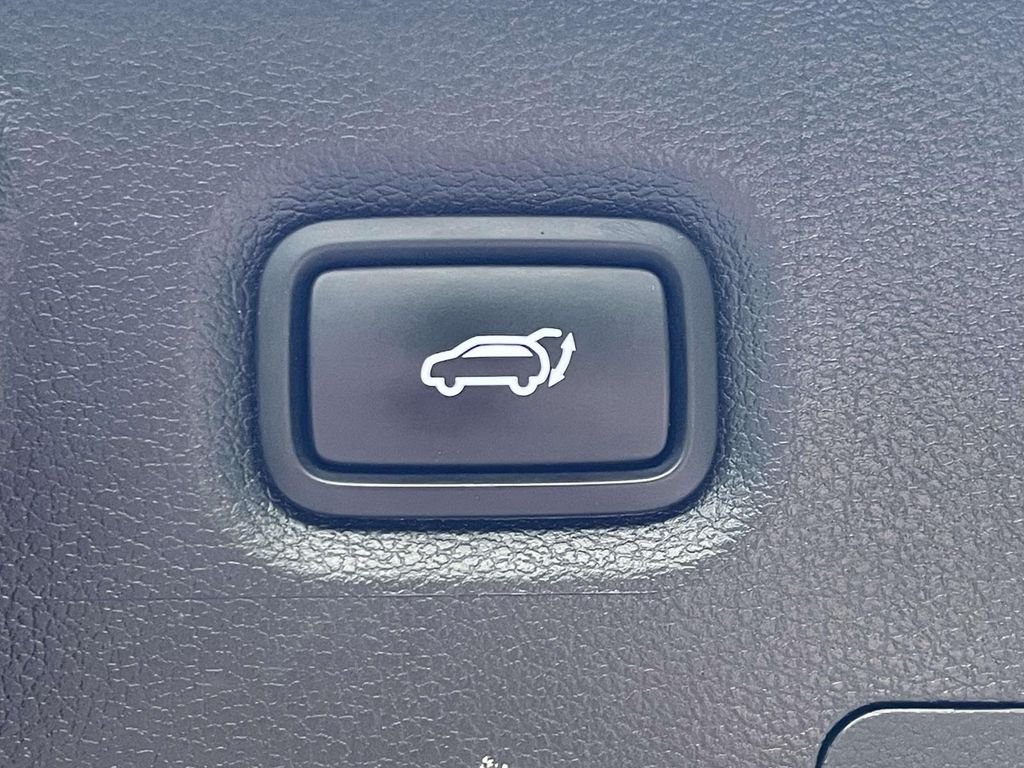 Certified Used 2023 Gray Hyundai SEL image 10