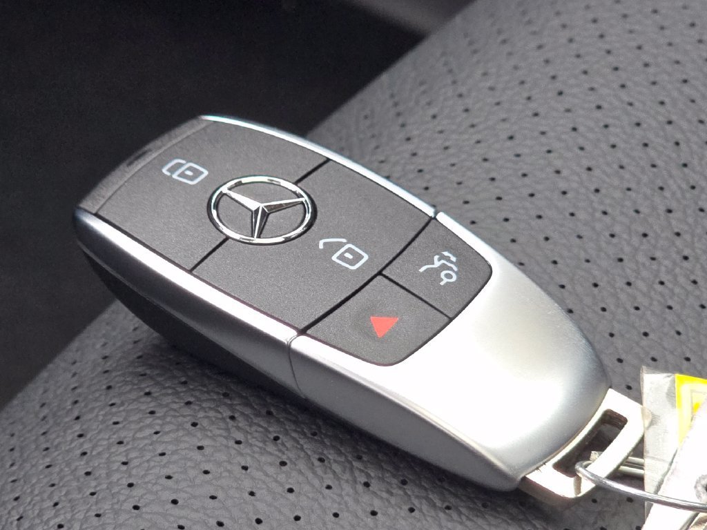 New 2026 Selenite Grey Metallic Mercedes-Benz GLE 350 image 80
