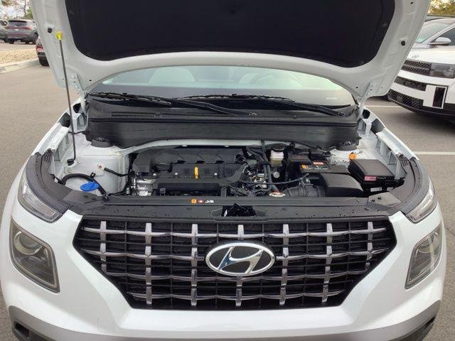 New 2026 Lunar Hyundai SEL image 14