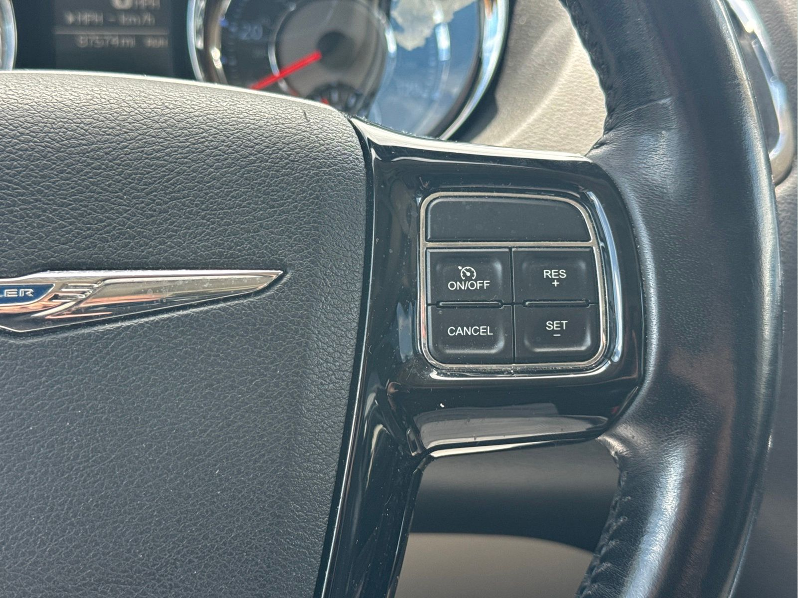 Used 2016 Gray Chrysler Limited image 18