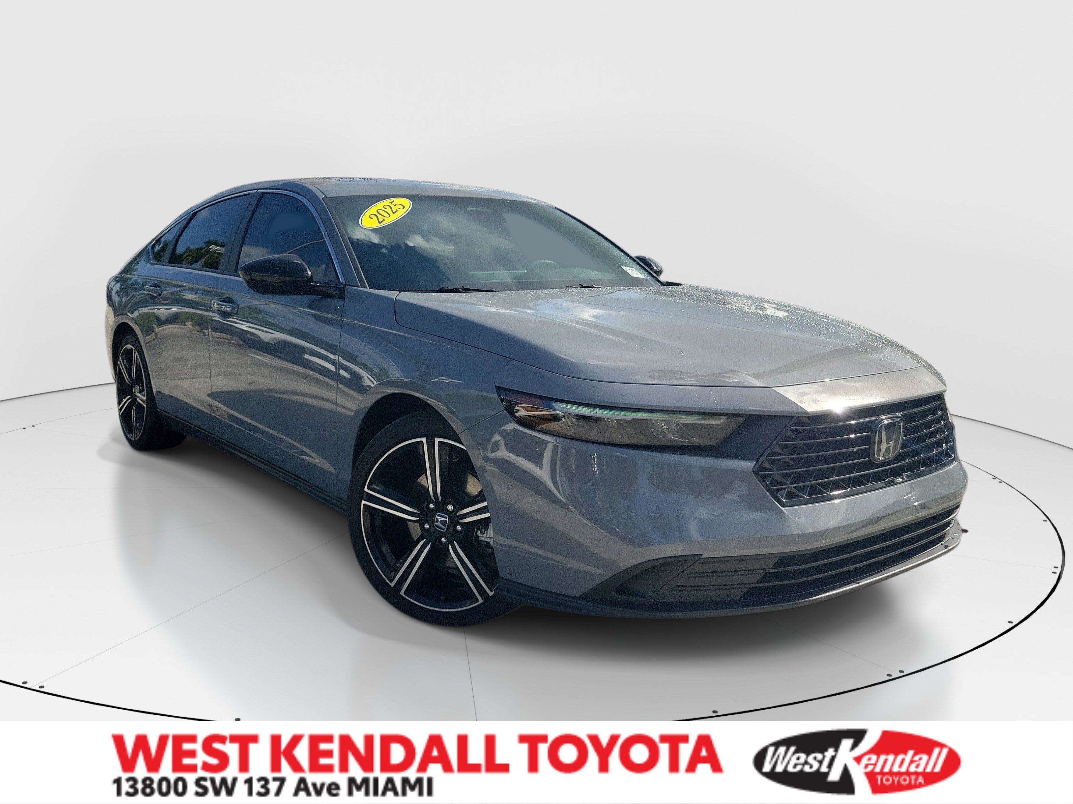 Used 2025 Gray Honda Sport image 1