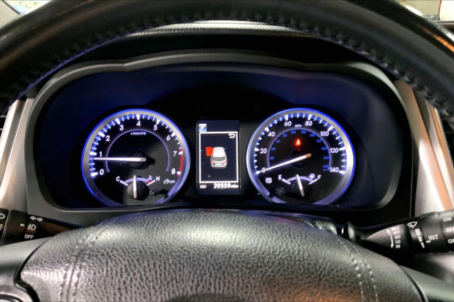 Used 2018 Predawn Gray Mica Toyota XLE image 26