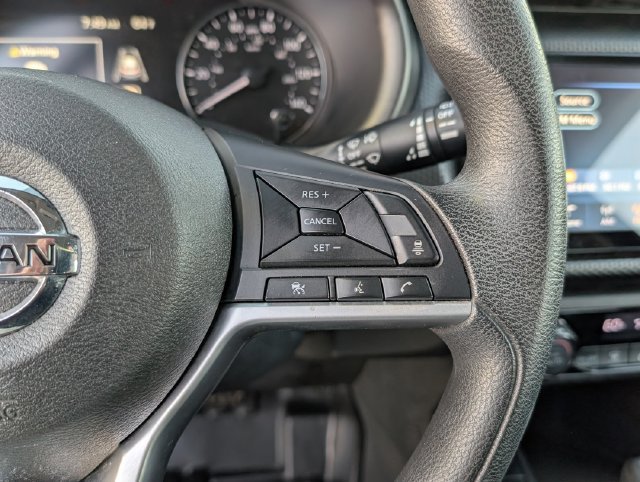Used 2021 Black Nissan SV Xtronic CVT image 10