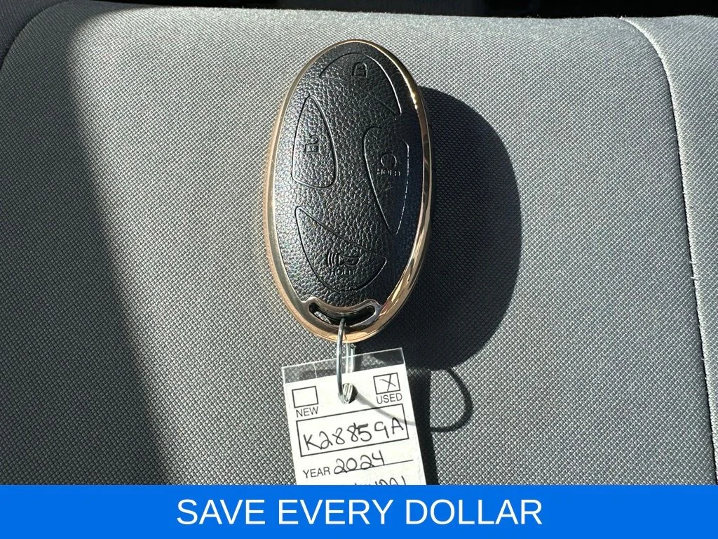 Used 2024  Hyundai SEL image 20