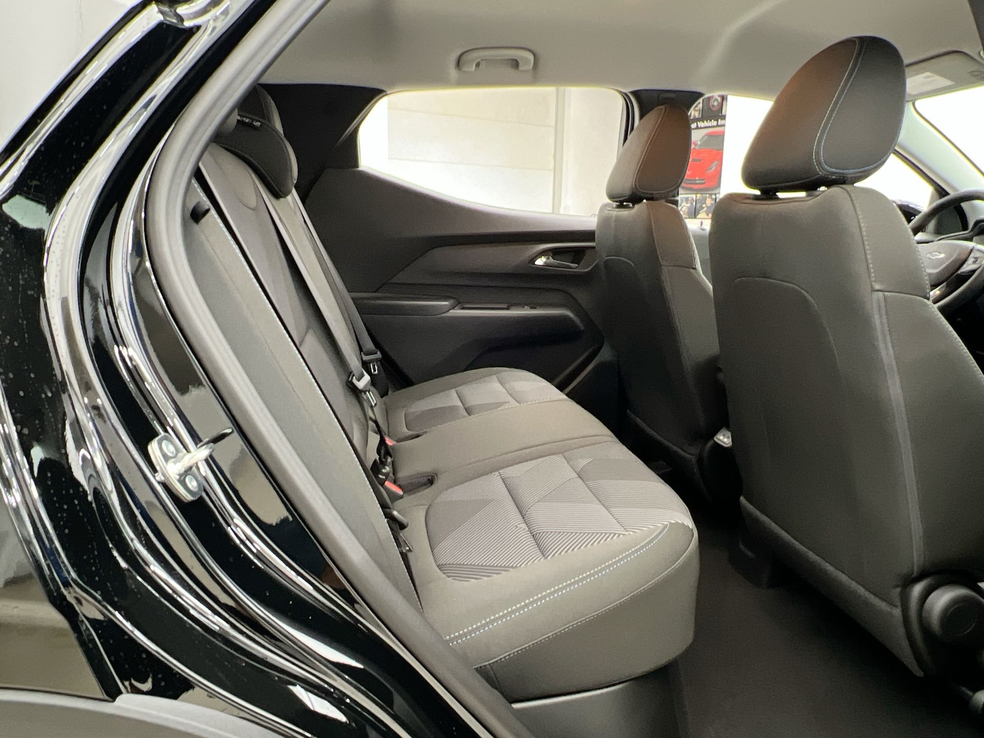 2027 Chevrolet Bolt LT - Photo 81