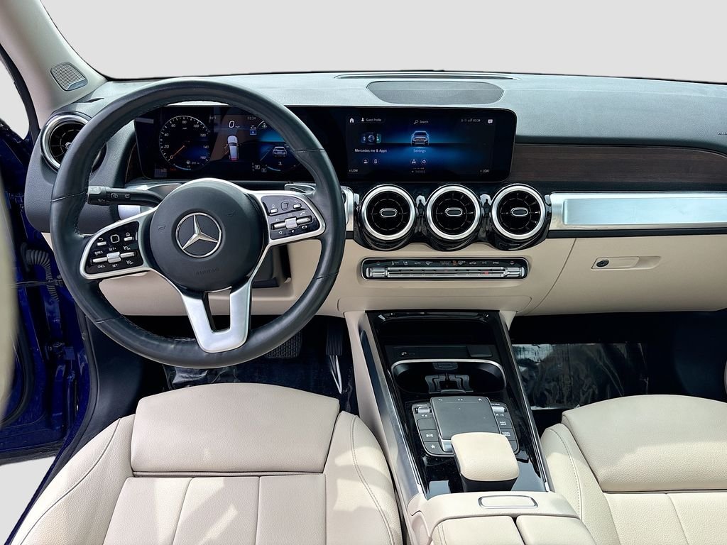 Used 2023 Galaxy Blue Metallic Mercedes-Benz GLB 250 image 41