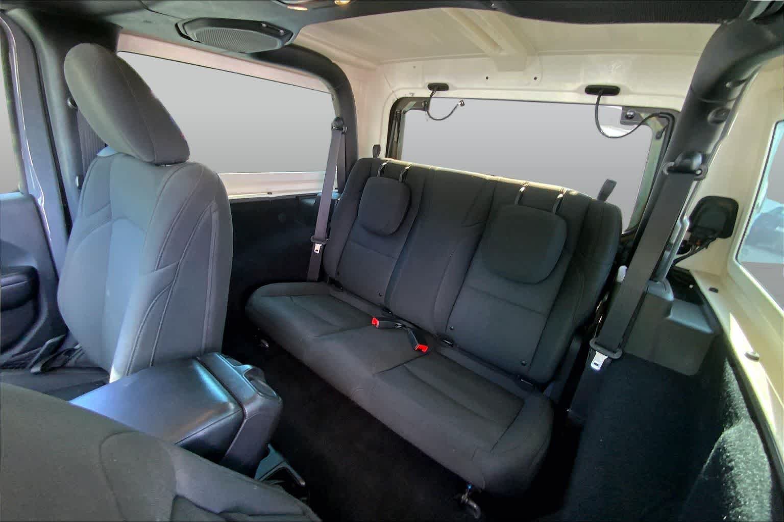 Used 2019 Sting-Gray Clearcoat Jeep Sport S image 18