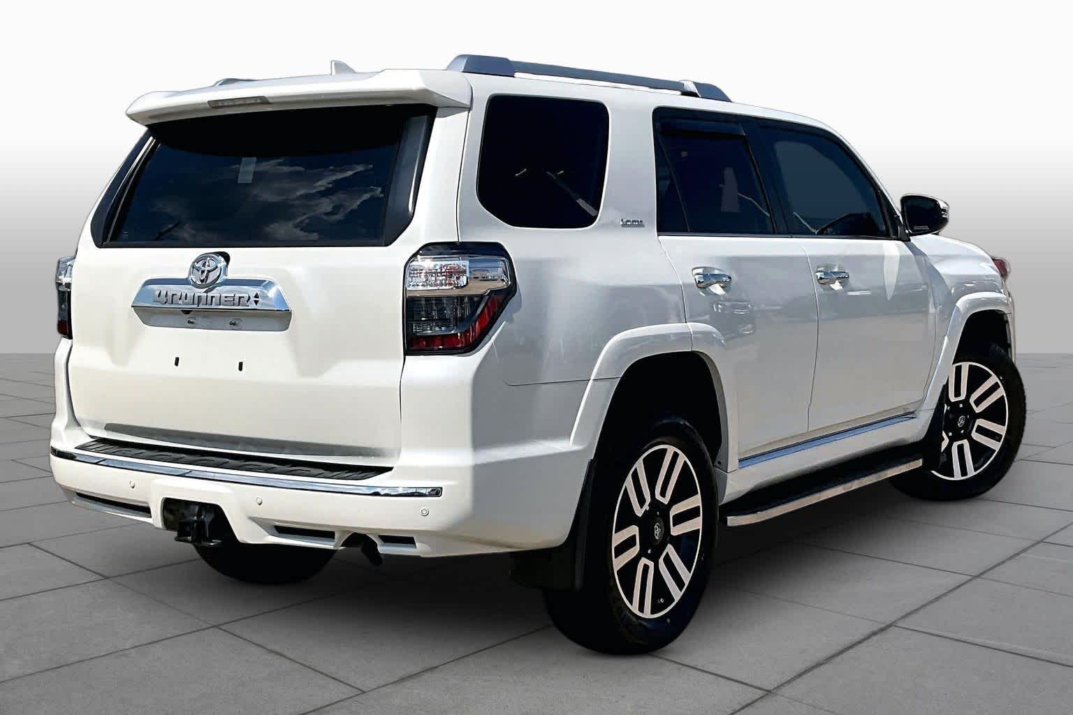 Used 2022 Blizzard Pearl Toyota Limited image 13