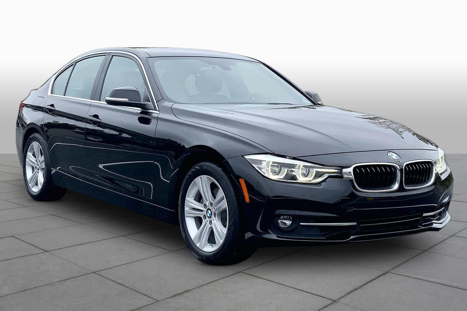 Used 2018 Jet Black BMW 330i image 2