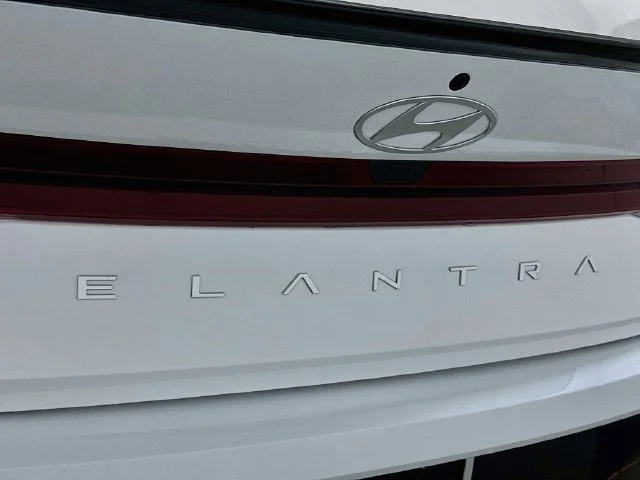 New 2026 White Hyundai SEL Sport image 23