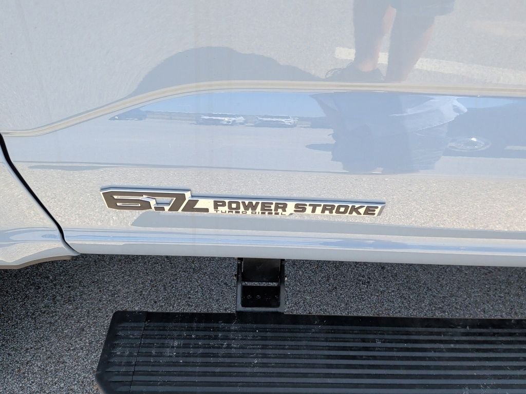 New 2026 Glacier Gray Metallic Tri-Coat Ford F-250® King Ranch® image 49