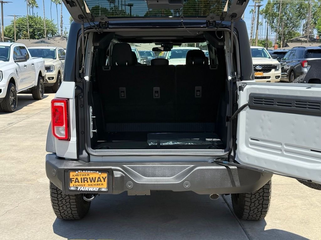 New 2026 Avalanche Gray Ford Big Bend® image 15