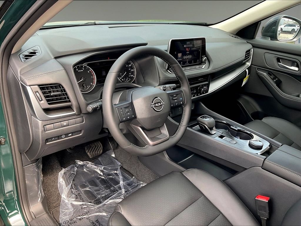 2026 Nissan Rogue Dark Armor - Photo 9