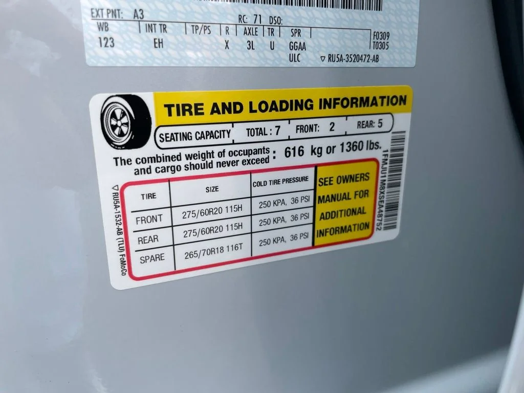 Used 2025 Silver Metallic Ford Platinum image 55