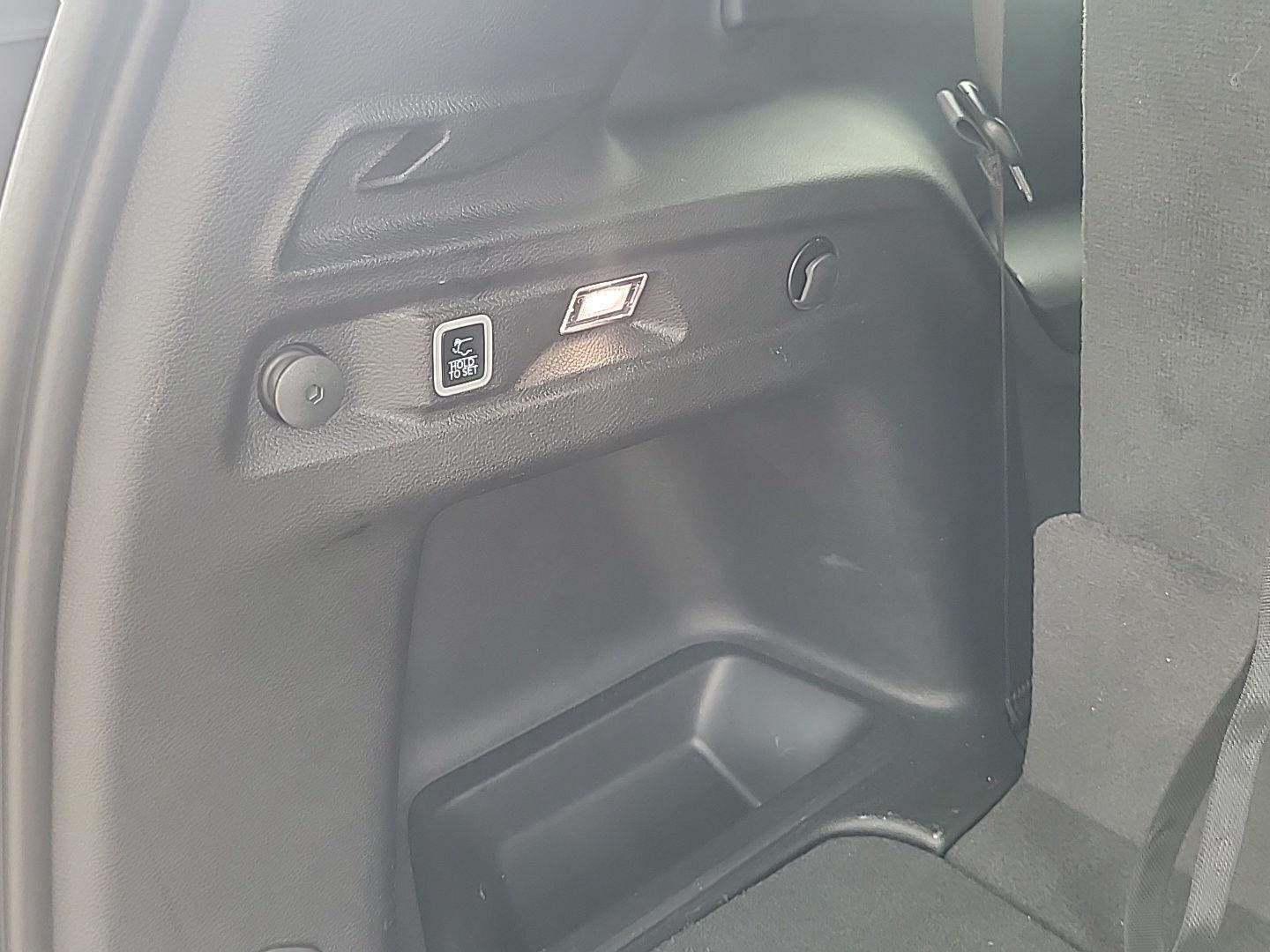 Used 2025 Baltic Gray Metallic Clearcoat Jeep Altitude X image 17