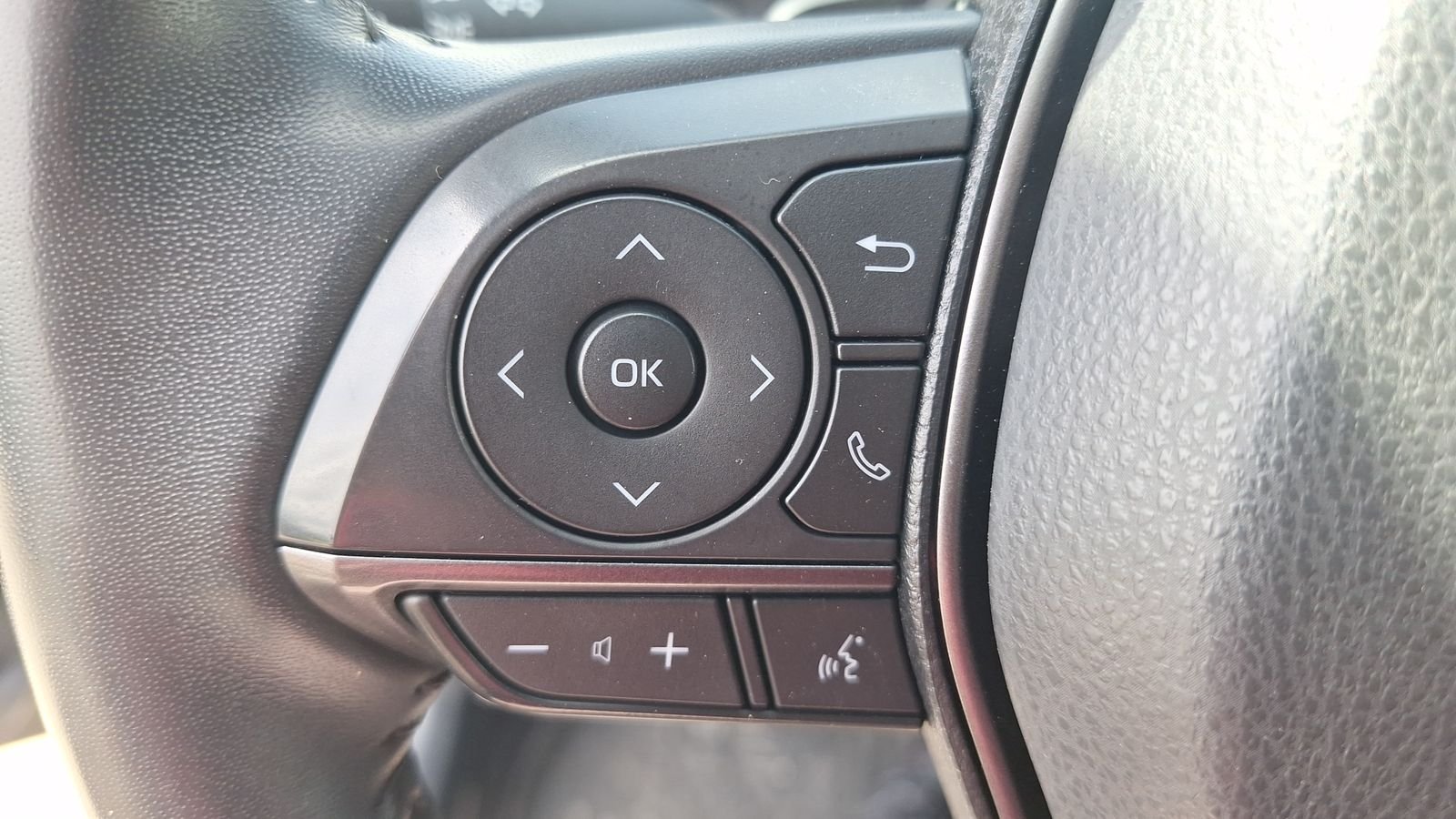 Used 2022 Silver Toyota XSE image 20