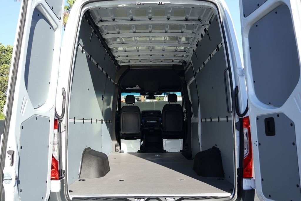 2026 Mercedes-Benz Sprinter Cargo Van Base - Photo 8