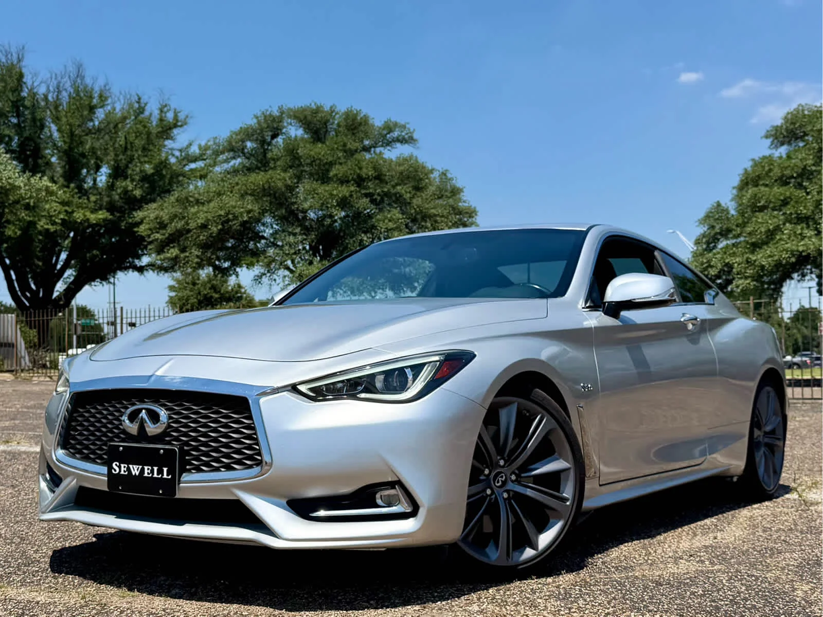 2018 INFINITI Q60 RED SPORT 400's photo