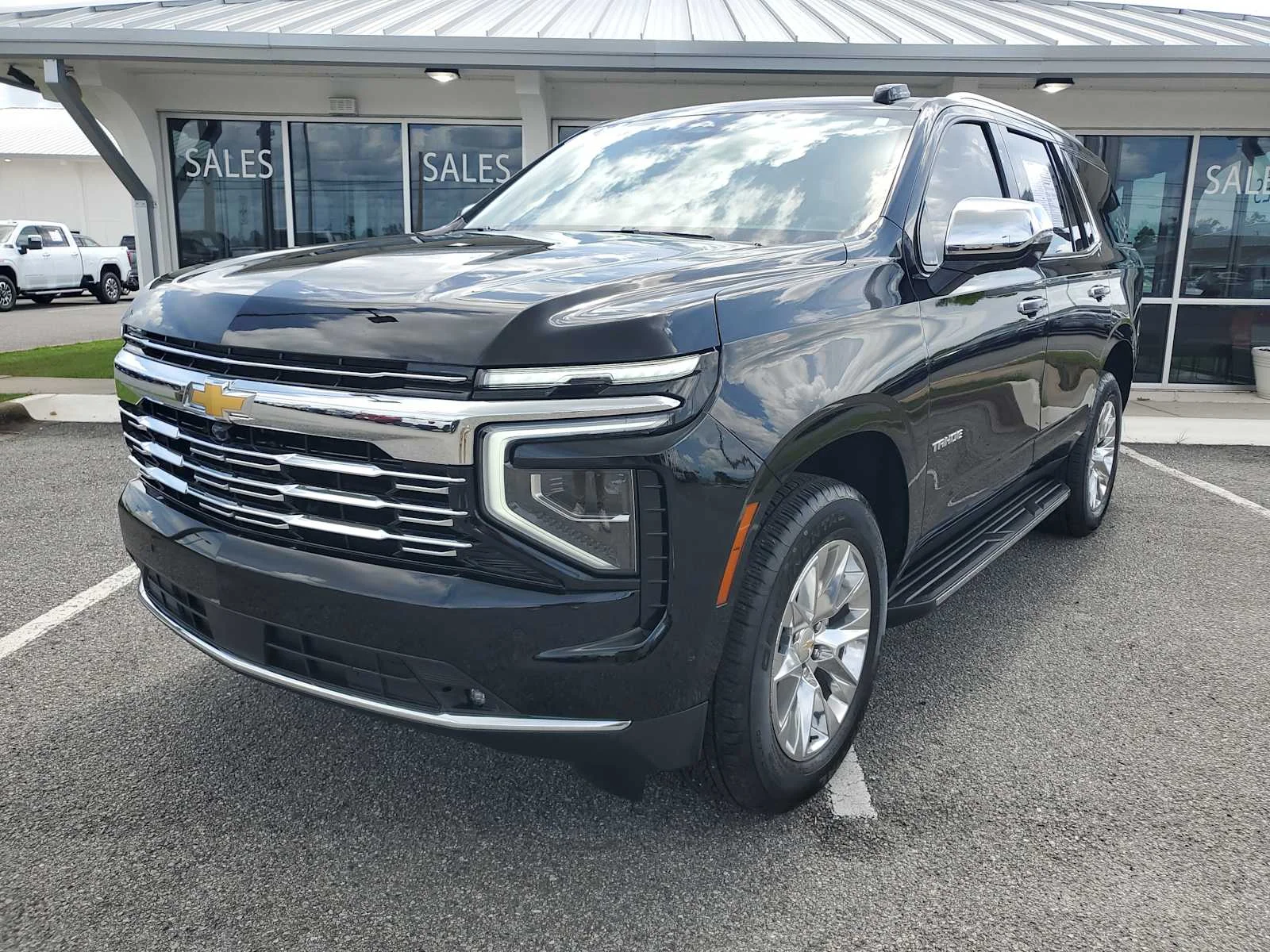 Used 2025 Black Chevrolet Premier image 1