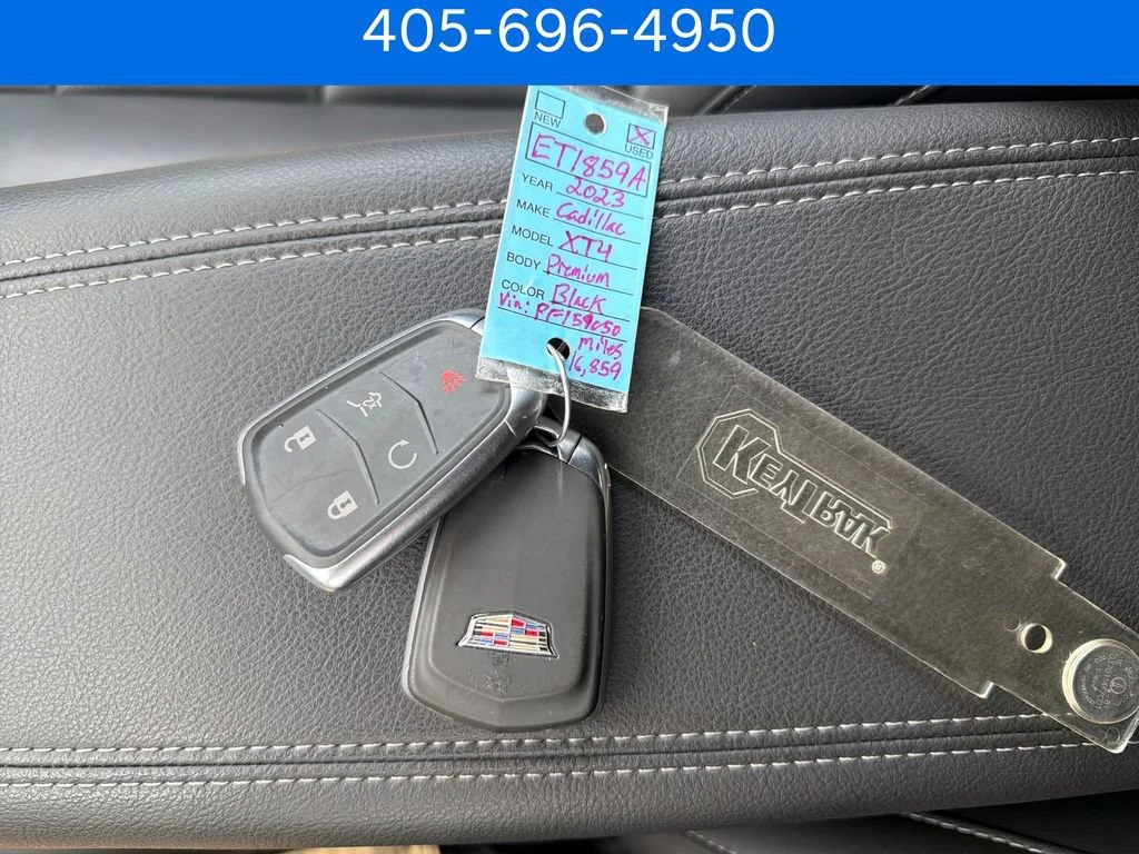 Pre-Owned 2023 Cadillac XT4 FWD Premium Luxury