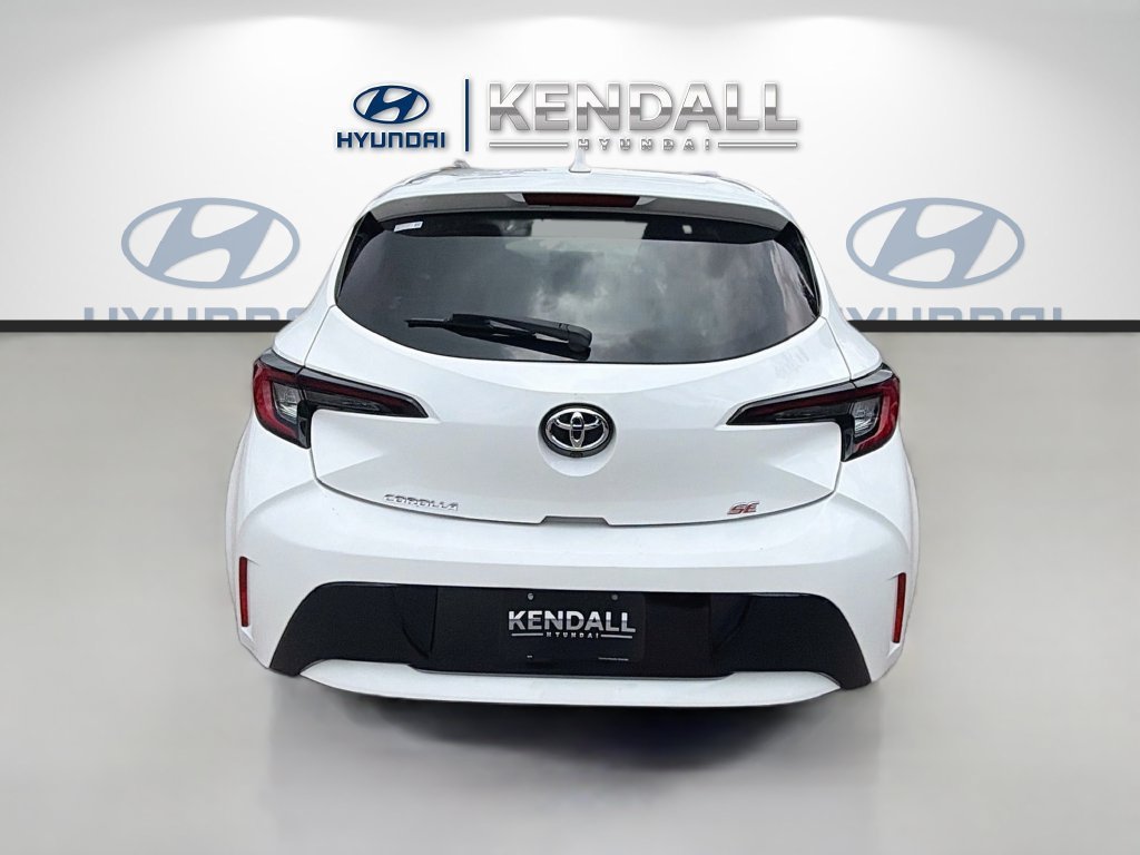 Certified Used 2023 Ice Toyota SE image 5