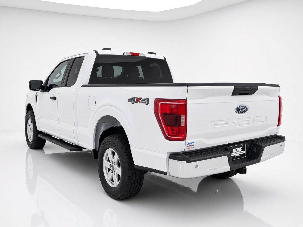 Used 2023 Oxford White Ford XLT image 7
