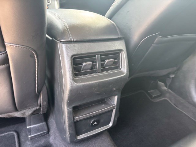Used 2024 Silver Ford SEL image 31