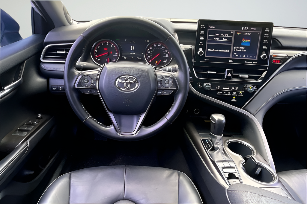 Used 2022 White Toyota XSE V6 image 8