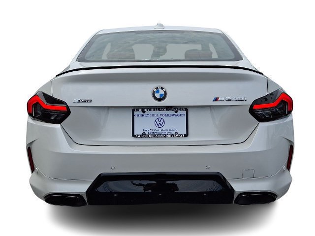 Used 2025 Mineral White Metallic BMW M240i xDrive image 5