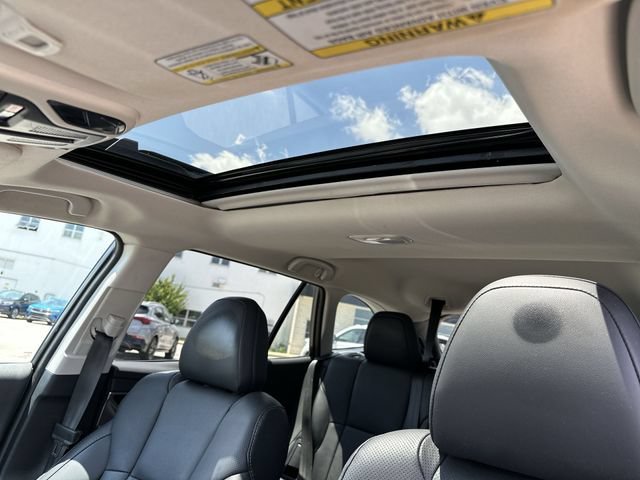 Used 2024  Subaru Limited image 18