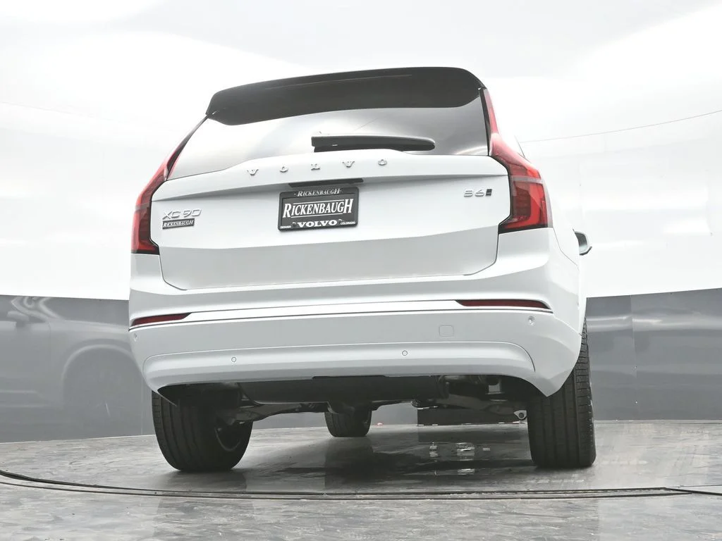 Used 2026 Crystal White Volvo Plus image 27