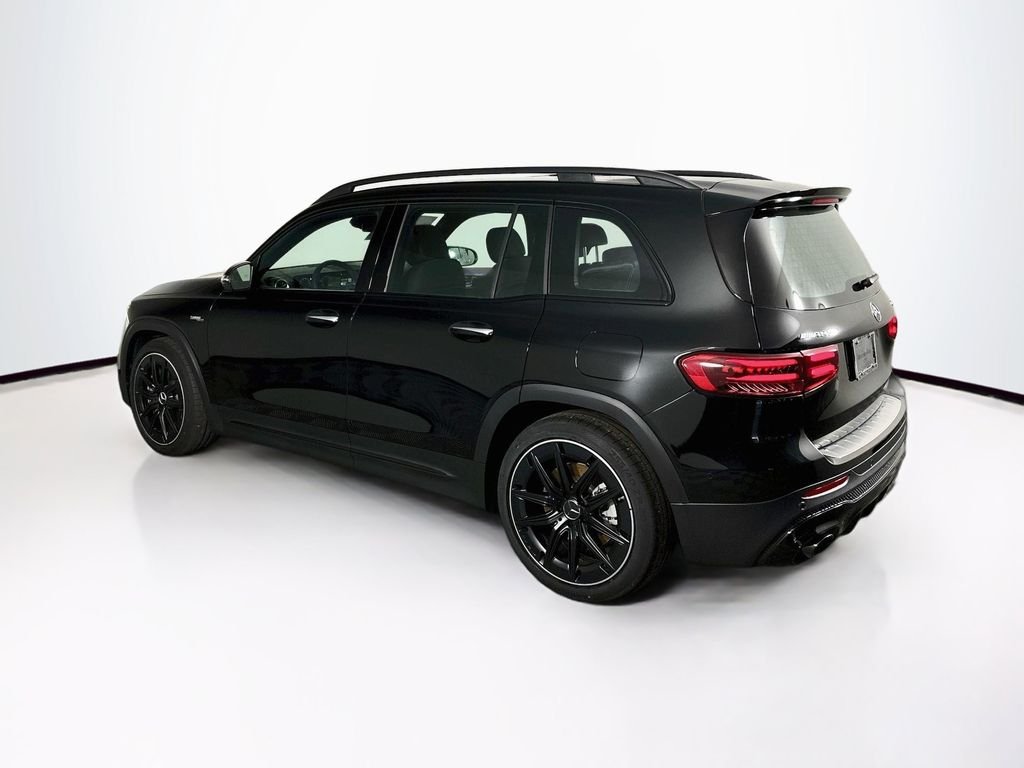 2026 Mercedes-Benz GLB AMG GLB 35 - Photo 4