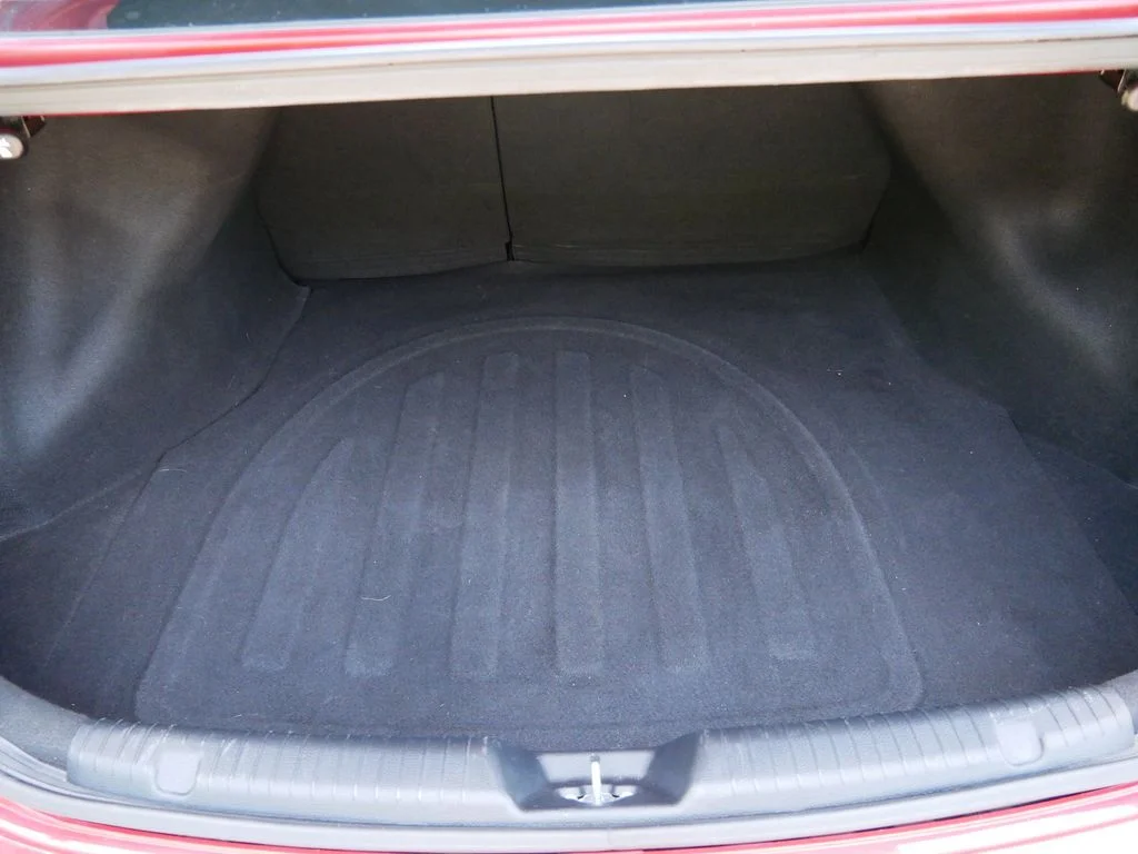 Certified Used 2018 Red Kia S image 10