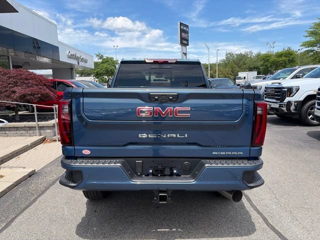 2026 GMC Sierra 2500HD Denali - Photo 4