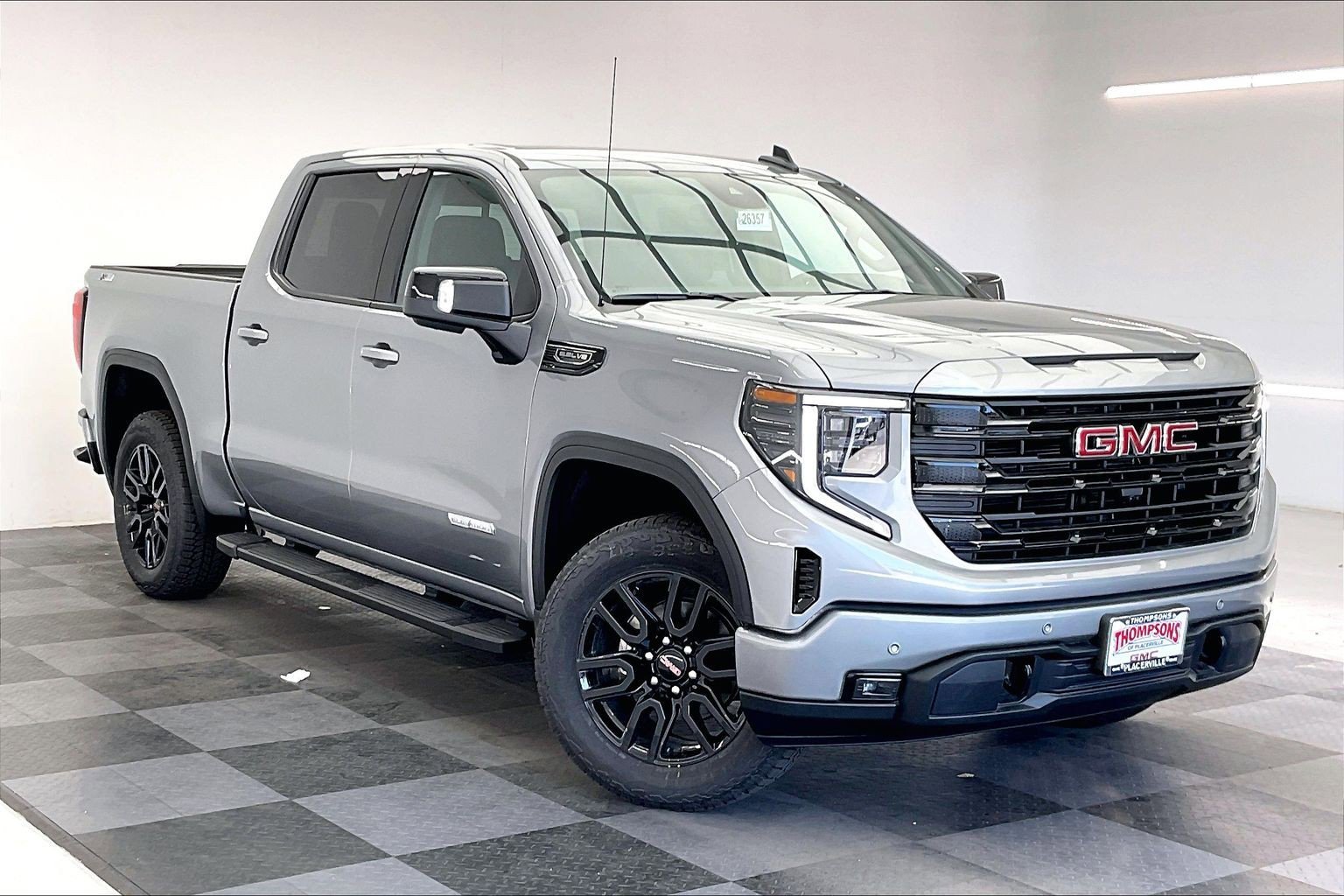 2026 GMC Sierra 4WD Crew Cab Short Box Elevation's photo