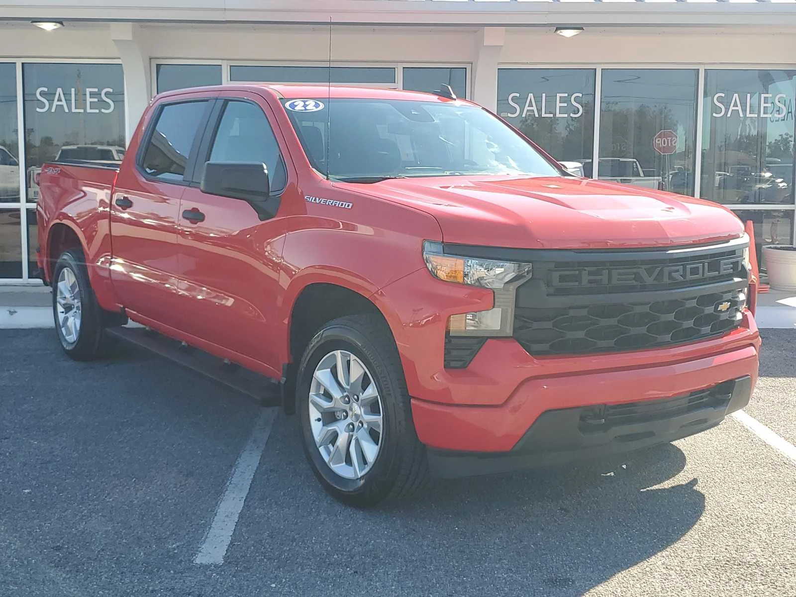 Used 2022 RED HOT Chevrolet Custom image 10