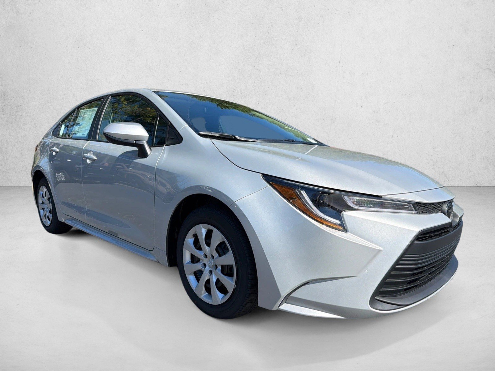 New 2027 Classic Silver Metallic Toyota LE image 1