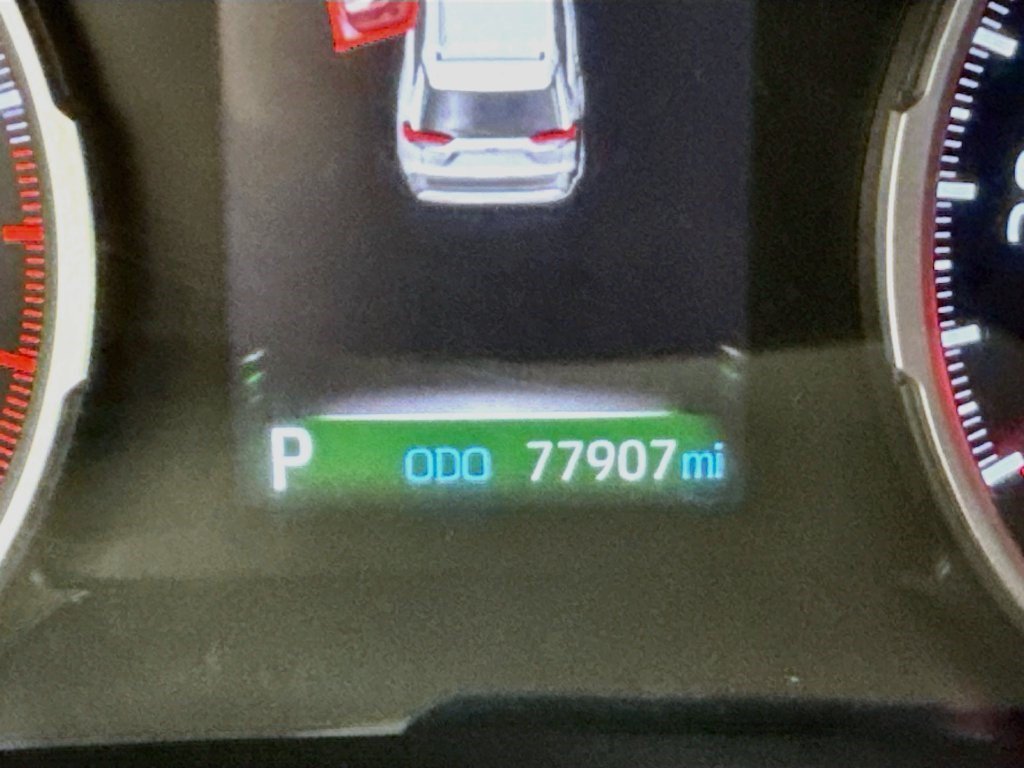 Used 2020 Super White Toyota XLE image 12
