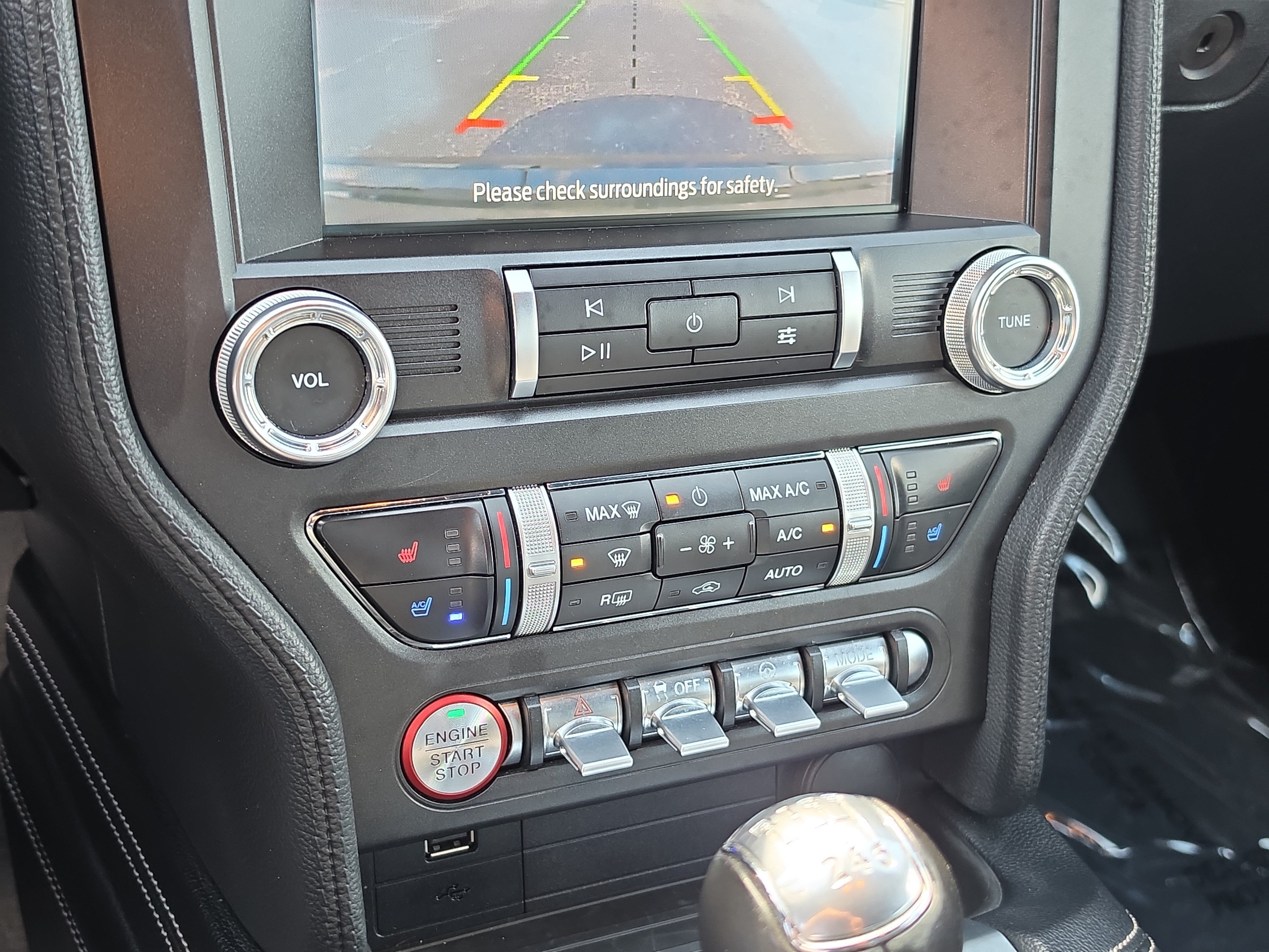 Used 2023 Black Ford GT image 25