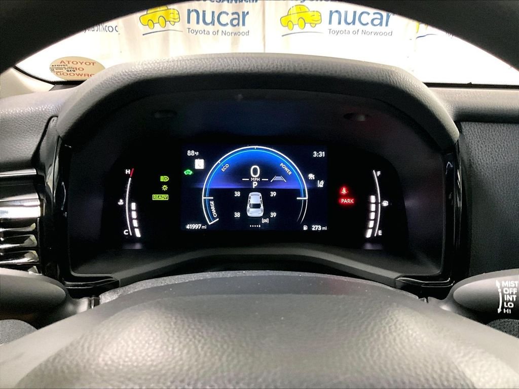 Used 2025 White Toyota LE image 23